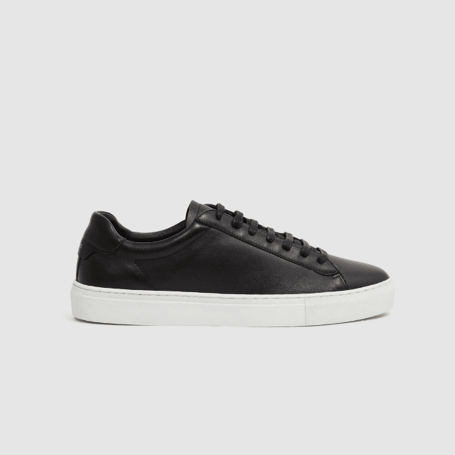 TRAINERS